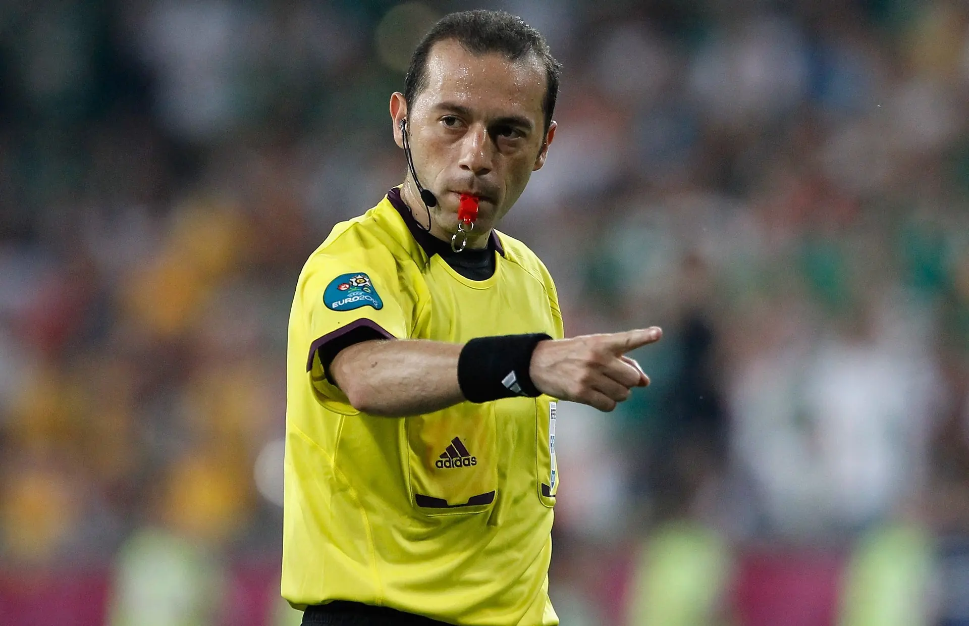 cuneyt cakir pitara el mxico vs brasil
