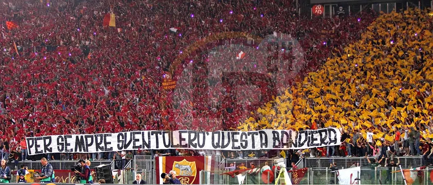 curva striscione bayern monaco 221014 foto gino