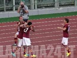 ddr maicon gervinho abbraccio roma verona 010913