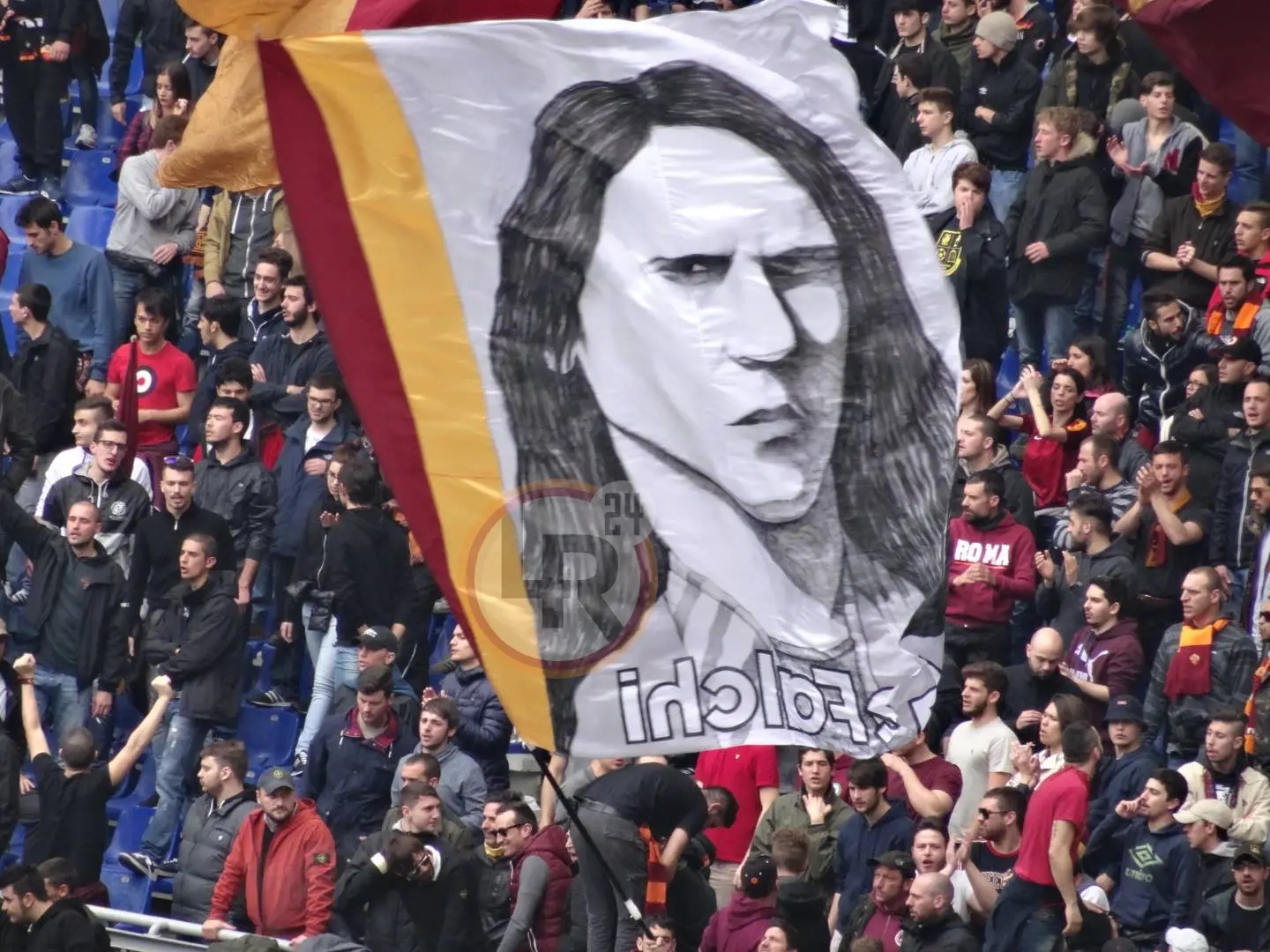 de falchi bandiera sud roma napoli 040415
