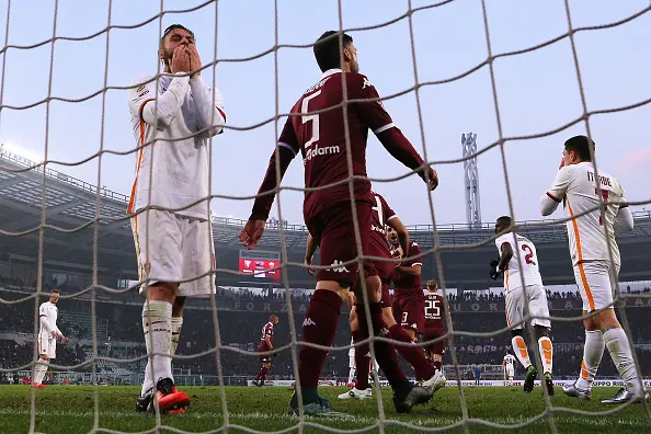 de rossi disperato dopo rigore toro roma