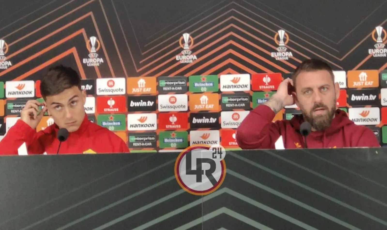 de rossi e dybala conf