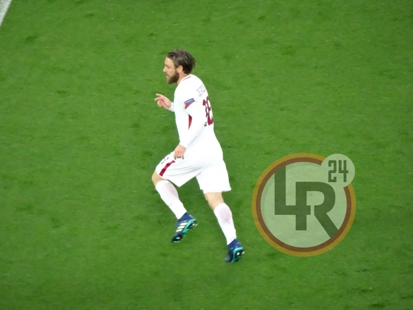 de rossi liverpool roma