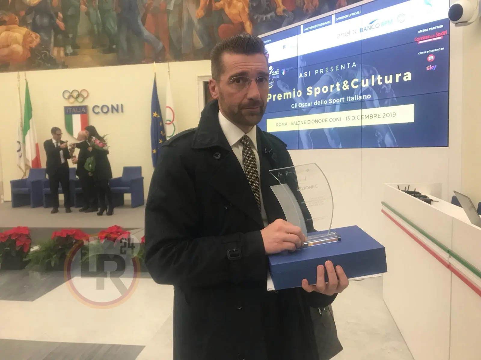 de sanctis con il premio quattrocchi sportcultura