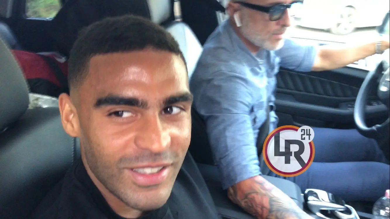 defrel sorriso arrivo trigoria macchina