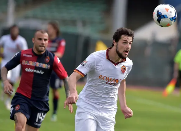 destro impatta di testa cagliari roma