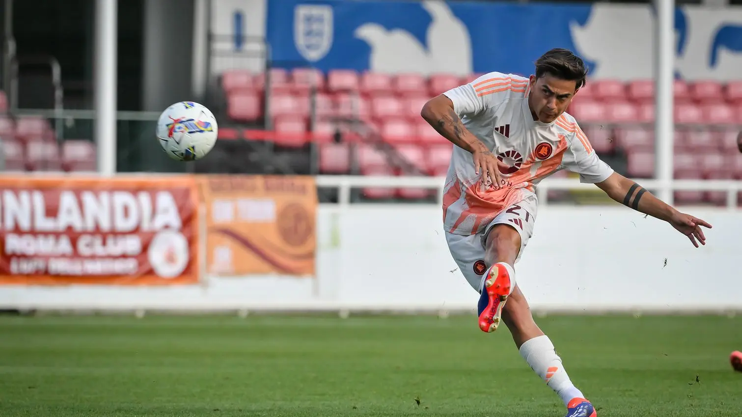dybala barnsley roma