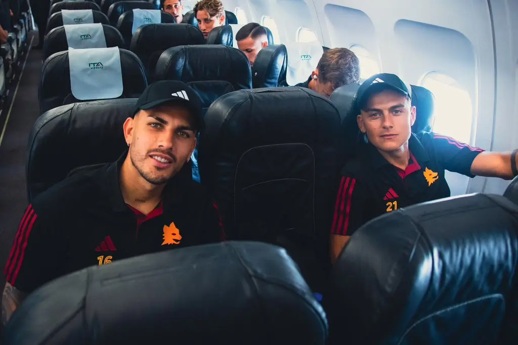 dybala e paredes aereo