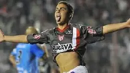 dybala esulta braccia larghe