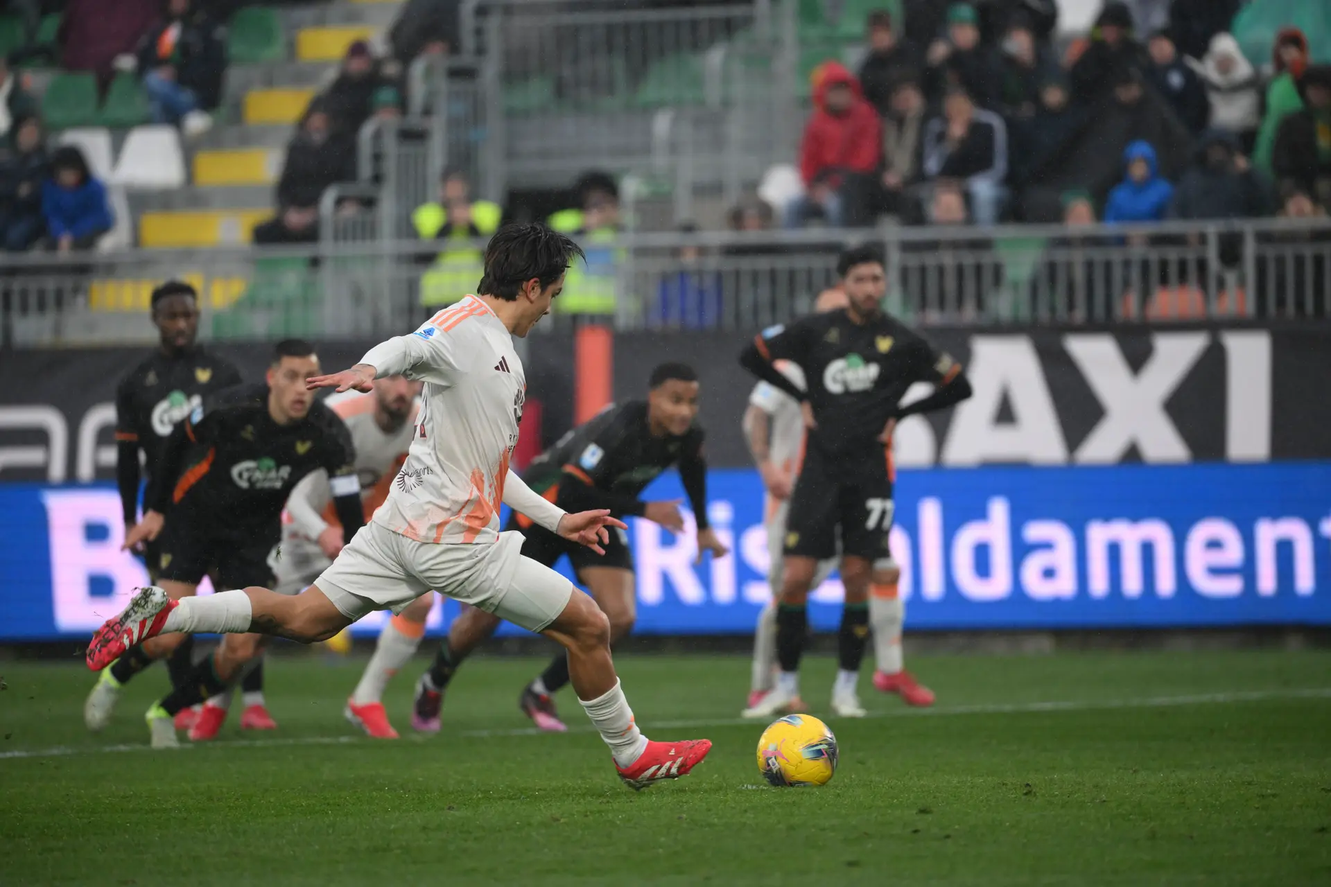dybala gol venezia