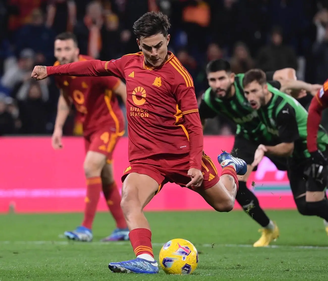 dybala rigore sassuolo roma