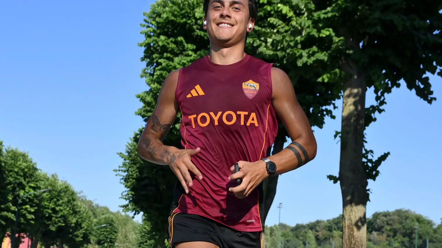 dybala sorriso trigoria