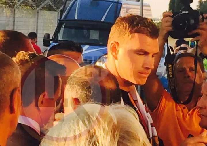 dzeko profilo arrivo roma