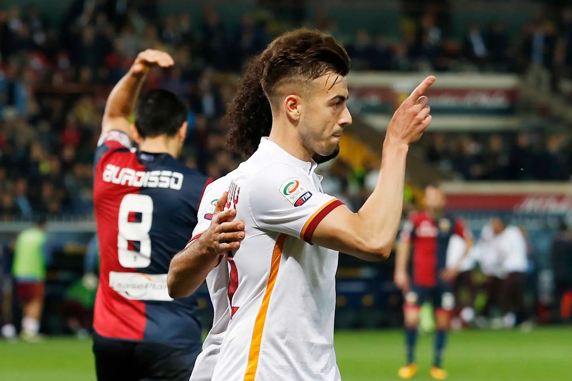 el shaarawy indica profilo genoa roma