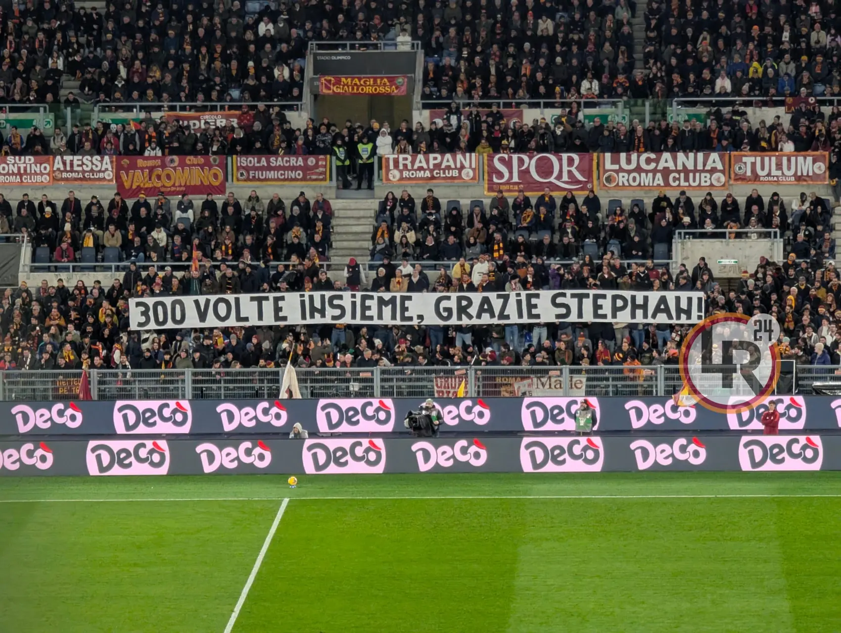 el shaarawy striscione roma napoli
