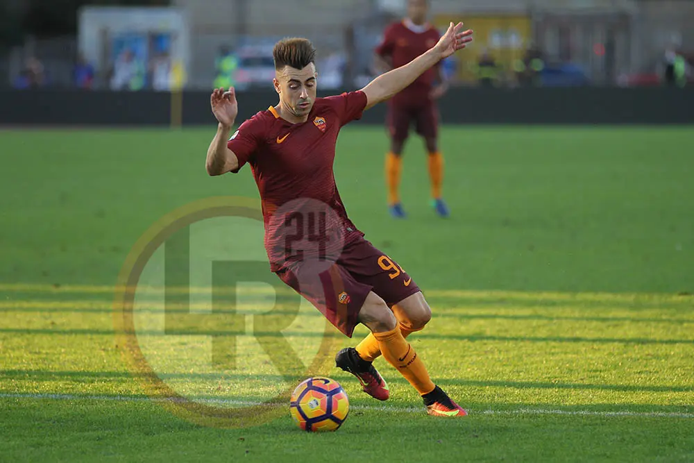 el shaarawy tutta figura