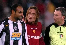 emerson20redarguito20da20totti