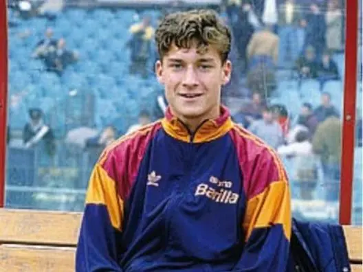esordio totti serie a