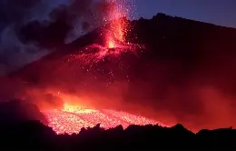 etna lava