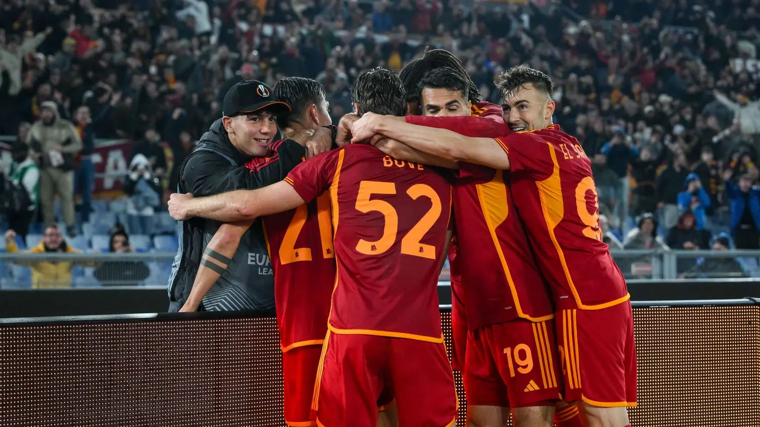 europa league roma milan esultanza squadra 1