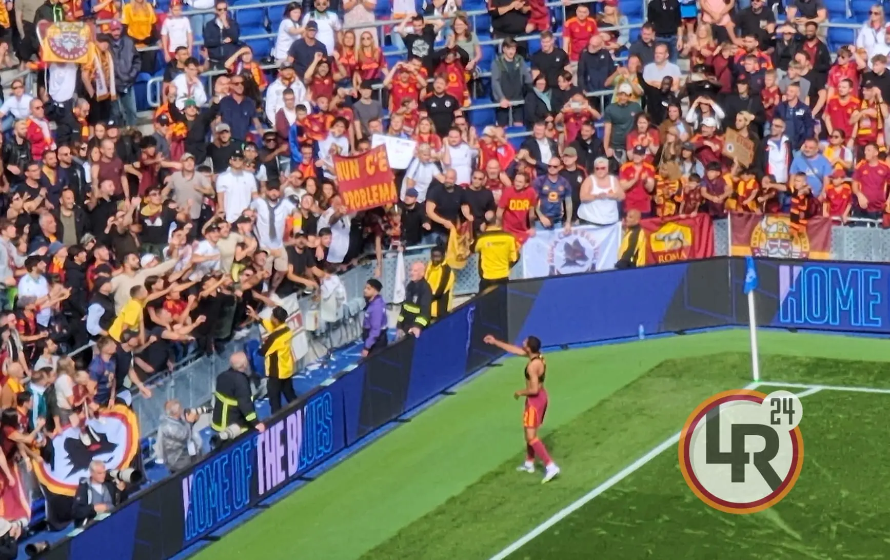 everton roma rensch tifosi