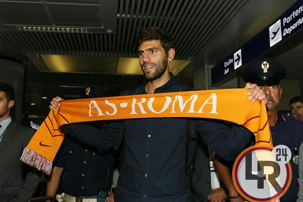 fazio sciarpa as roma aperta sorriso fiumicino