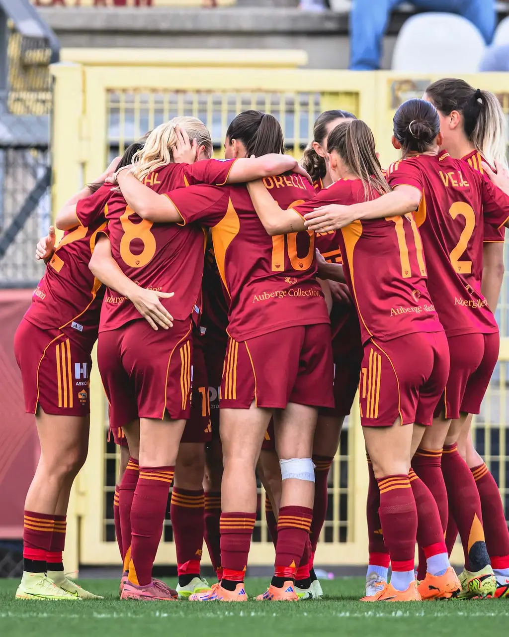 femminile esultana