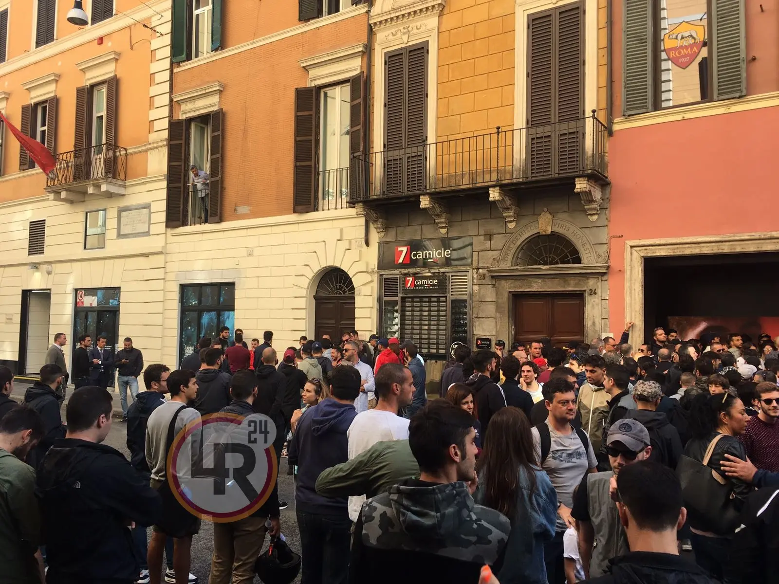 fila tifosi via del corso qarabag