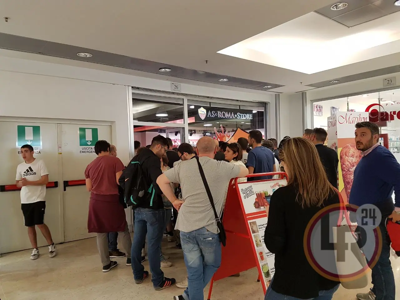 file roma store lr24