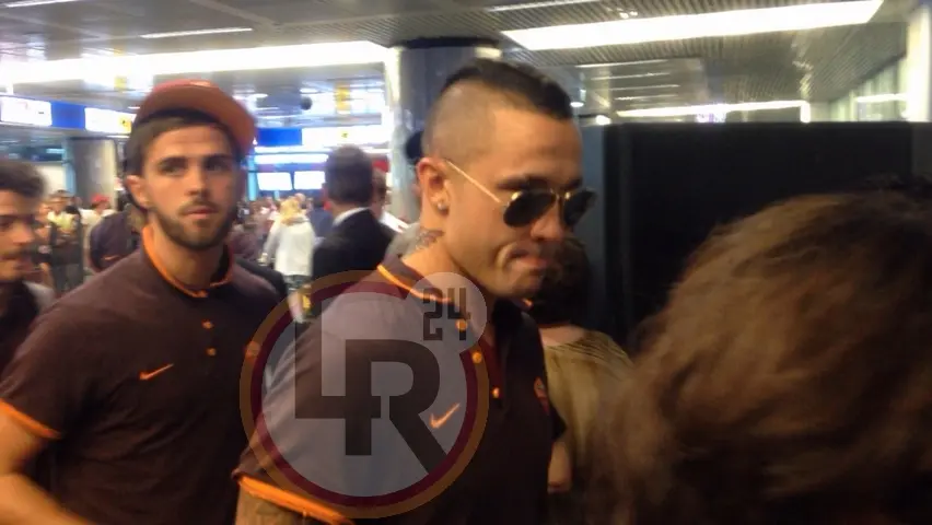 fiumicino nainggolan pjanic