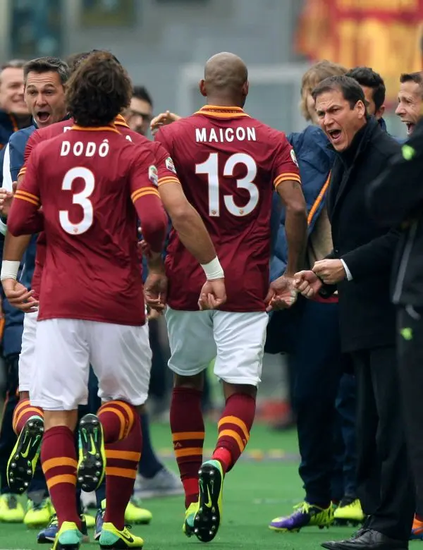 garcia esulta maicon dodo roma fiore