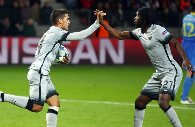 gervinho iago cinque bate roma