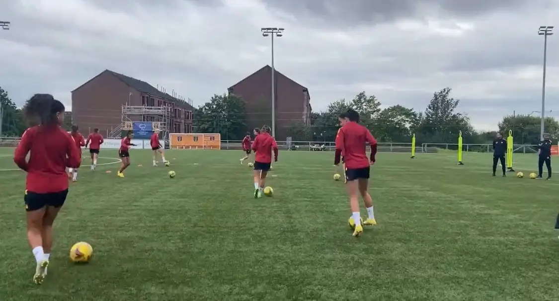 glasgow city roma femminile petershill park rifinitura