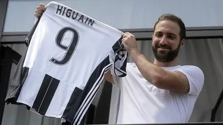 higuain maglia juve