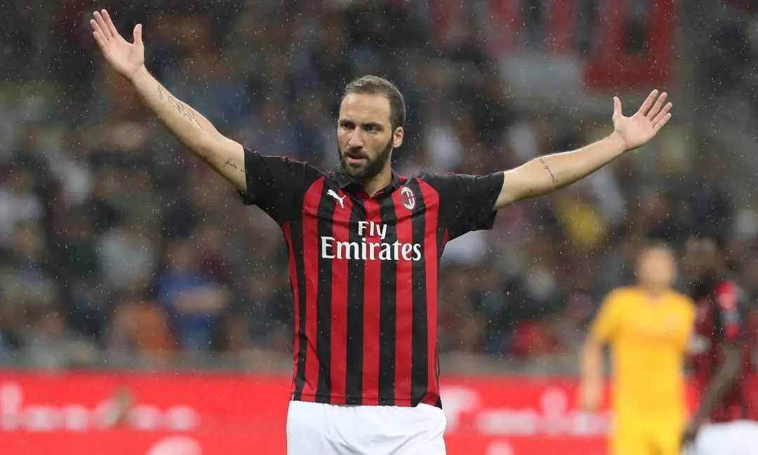 higuain milan esulta