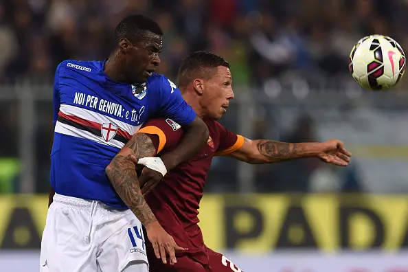 holebas cholevas protegge palla obiang sampdoria roma 25102014