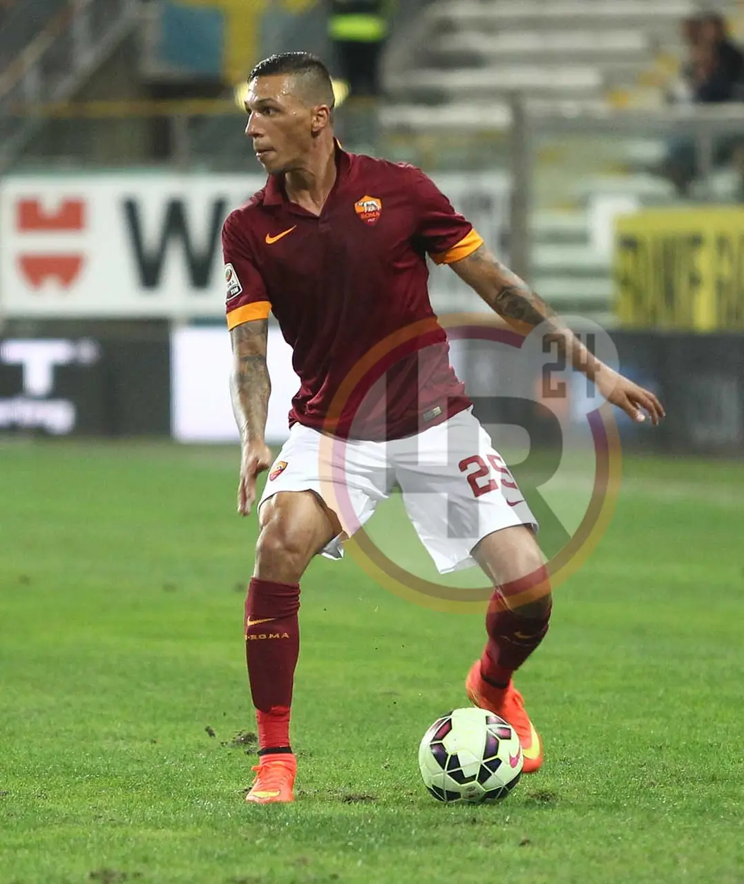 holebas parma