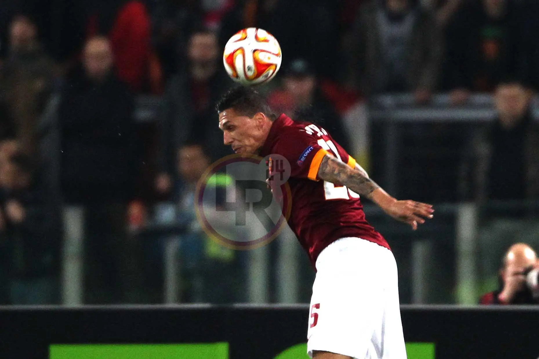 holebas stacca di testa 190315 mancini