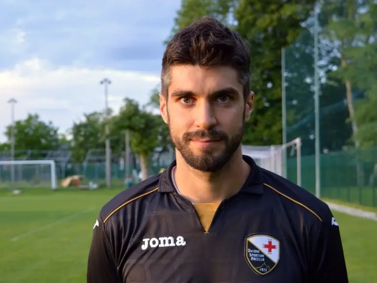 il ritorno alle origini di luca rossettini per un giorno dalla serie a a calciatore dell arcella articleimage