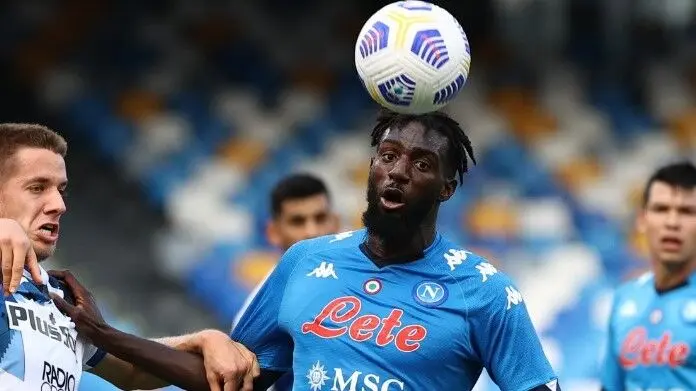 infortunio bakayoko problema al ginocchio sinistro per il centrocampista 5f9c6082da3fa