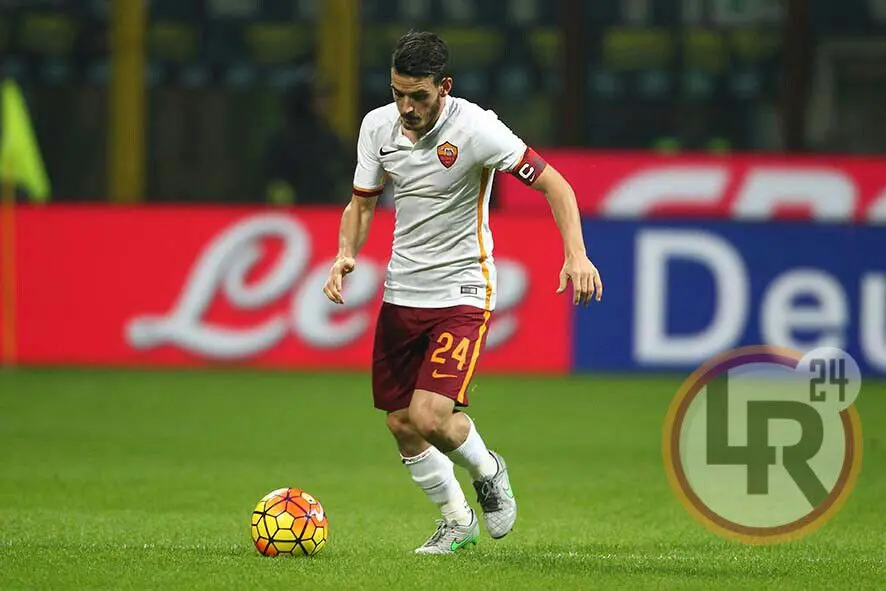 inter orma florenzi palla al piede lr24