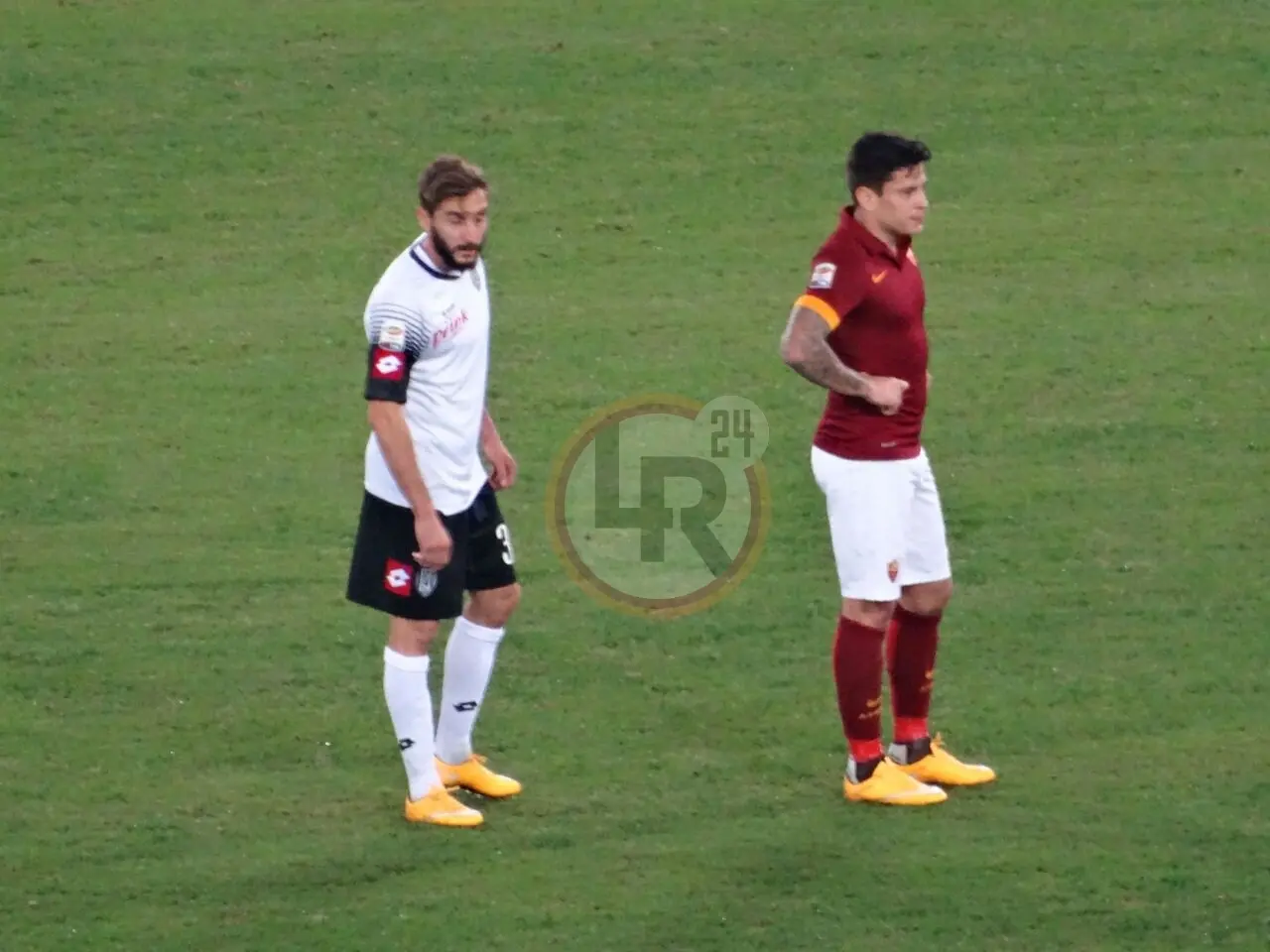 iturbe tuta figura mani sui fianchi lr24