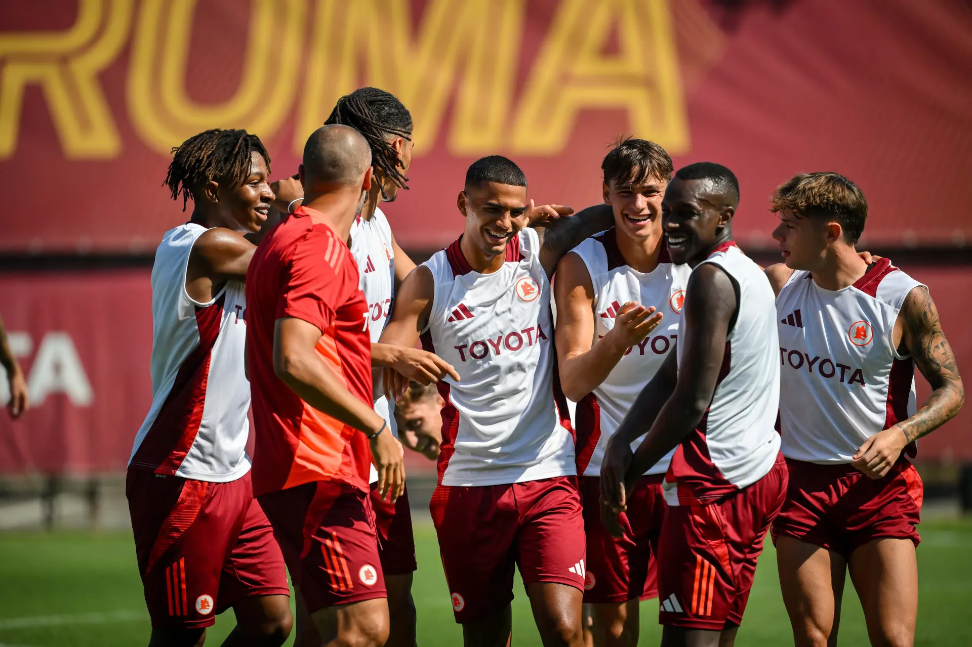 joao costa e pisilli trigoria sorrisi