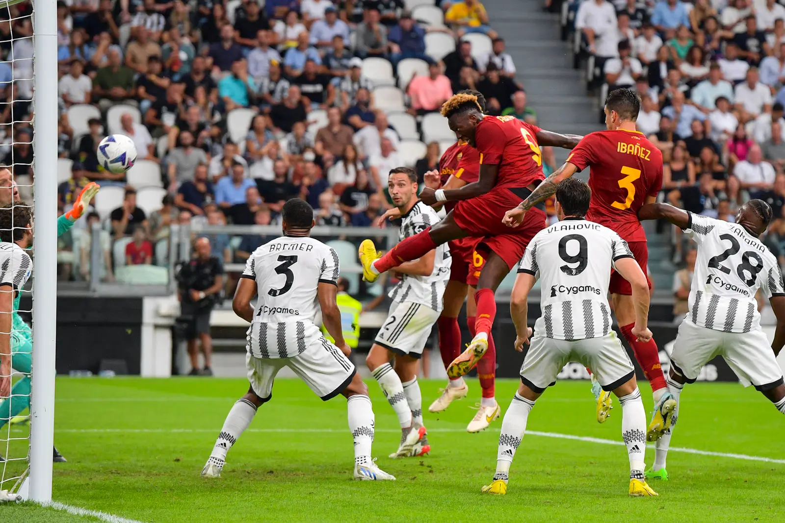 juve roma abraham gol di testa