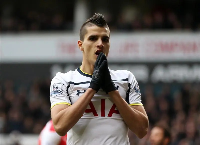 lamela mani davanti la bocca tottenham 2015