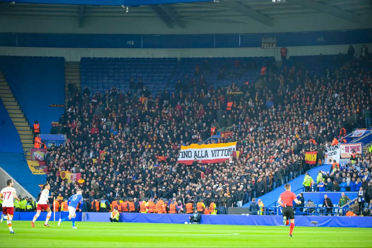 leicester roma tifosi settore ospiti 2