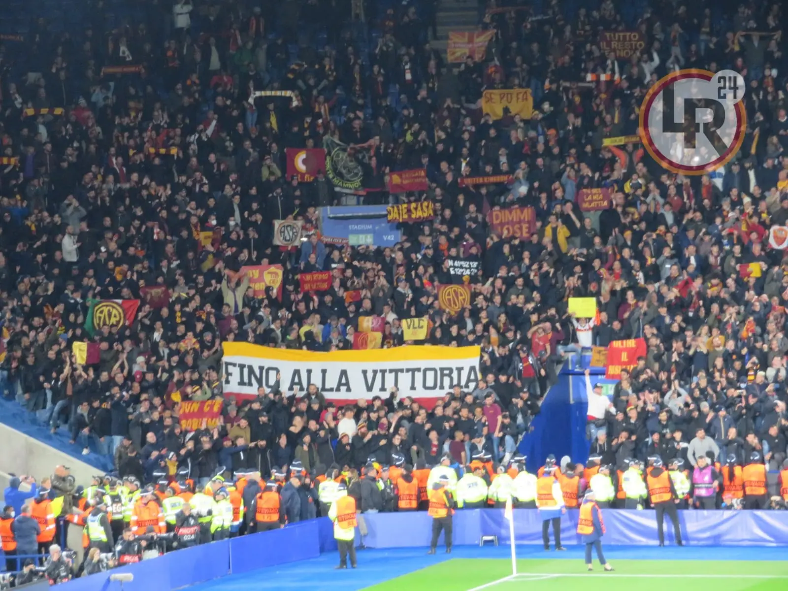 leicester roma tifosi settore ospiti 4