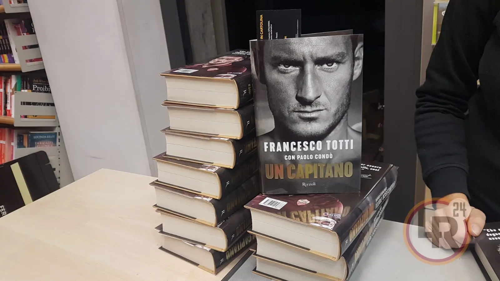 libro totti 26092018