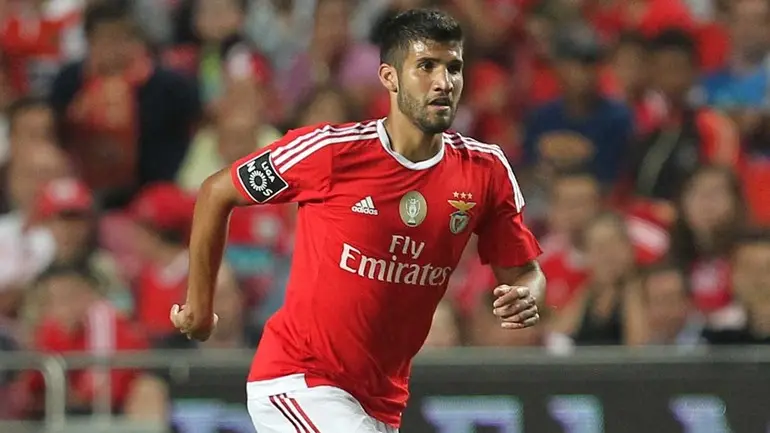 lisandro lopez benfica