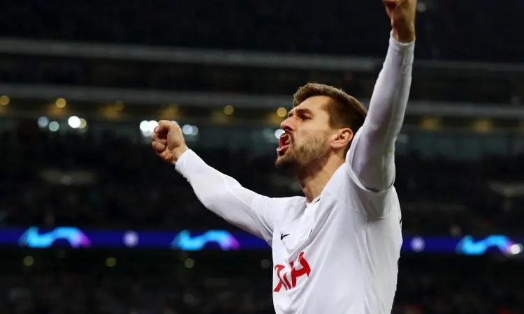 llorentetottenhamfesteggia20182019750x450
